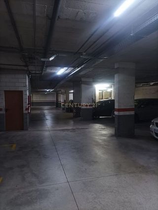 Garaje en venta en Sant Joan Despí