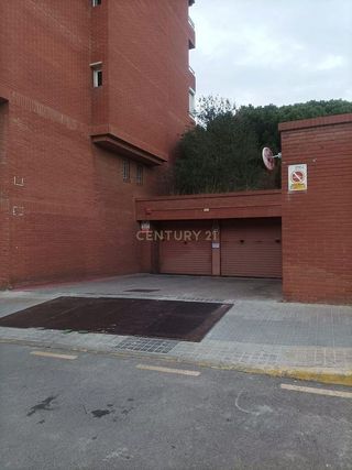 Garaje en venta en Sant Joan Despí