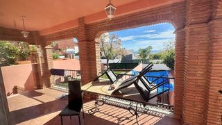 Chalet en venta en Torrequebrada en Benalmádena
