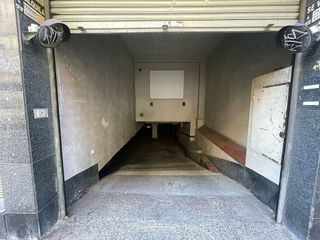 Garaje en venta en Eixample Nord – La Devesa en Girona