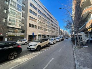 Garaje en venta en Eixample Nord – La Devesa en Girona