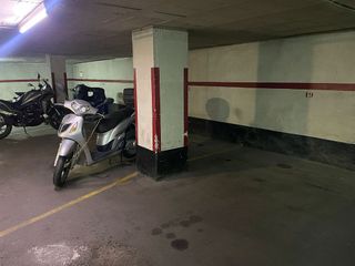 Garaje en venta en Eixample Nord – La Devesa en Girona