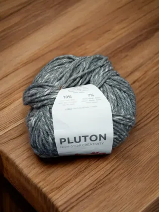 3 ovillos de lana Pluton últimos gris