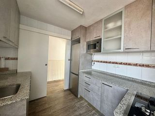 Piso en alquiler en Carolinas Bajas en Alicante