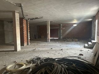 Local comercial en venta en Pajarillos en Valladolid