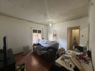 Piso en venta en El Camp de l'Arpa del Clot en Barcelona