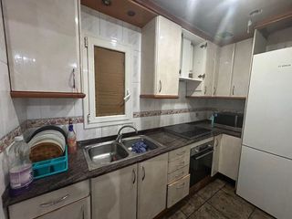 Piso en venta en El Camp de l'Arpa del Clot en Barcelona