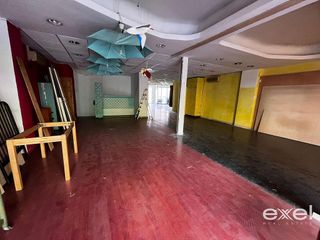 Local comercial en venta en Centre en Cornellà de Llobregat