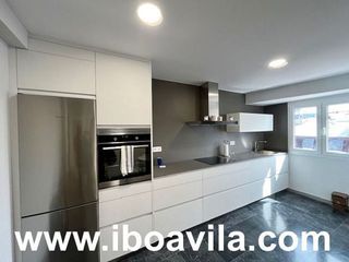 Piso en alquiler en Zona de Plaza de Barcelos en Pontevedra