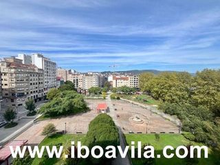 Piso en alquiler en Zona de Plaza de Barcelos en Pontevedra