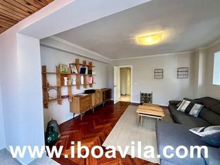 Piso en alquiler en Zona de Plaza de Barcelos en Pontevedra