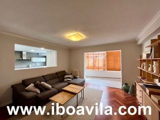 Piso en alquiler en Zona de Plaza de Barcelos en Pontevedra