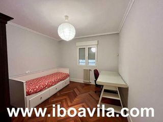 Piso en alquiler en Zona de Plaza de Barcelos en Pontevedra