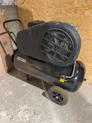 (Con Fallo)Compresor Nuair 100L B2800B/3M/100 TECH