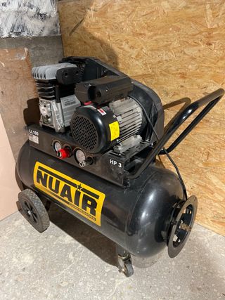 (Con Fallo)Compresor Nuair 100L B2800B/3M/100 TECH