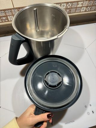 Bimby TM6 + bimby Friend con boccale