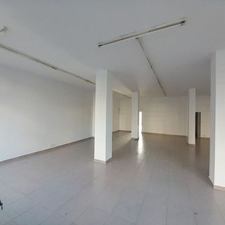 Local comercial en alquiler en Santoña
