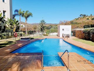 Piso en alquiler en Elviria en Marbella