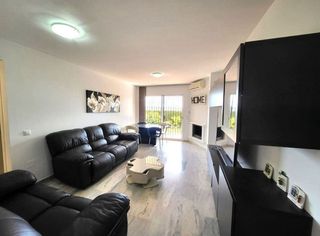 Piso en venta en Riviera del Sol en Mijas