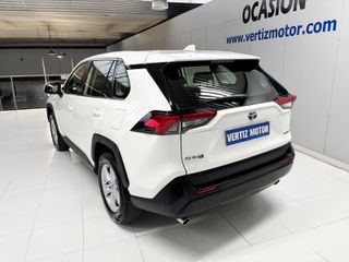 Toyota Rav4 2.5l 220H Business 4WD
