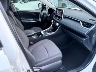 Toyota Rav4 2.5l 220H Business 4WD