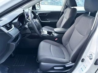 Toyota Rav4 2.5l 220H Business 4WD