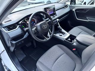 Toyota Rav4 2.5l 220H Business 4WD