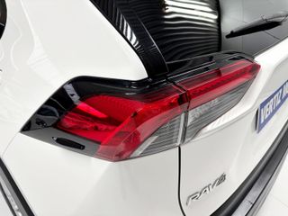 Toyota Rav4 2.5l 220H Business 4WD