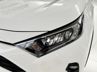 Toyota Rav4 2.5l 220H Business 4WD