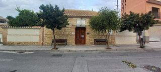 Edificio en venta en Alhendín