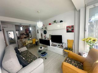 Piso en alquiler en Carolinas Altas en Alicante