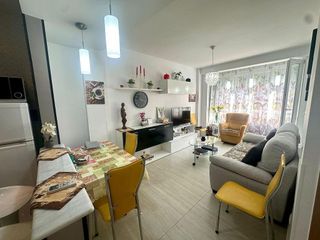 Piso en alquiler en Carolinas Altas en Alicante