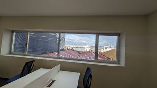 Oficina en alquiler en O Berbés - Peniche en Vigo