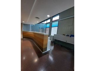 Local comercial en venta en Eixample Sud – Migdia en Girona