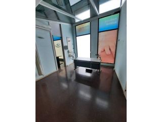 Local comercial en venta en Eixample Sud – Migdia en Girona