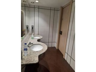 Local comercial en venta en Eixample Sud – Migdia en Girona