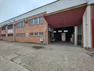 Nave industrial en venta en Arcas Reales - Pinar del Jalón en Valladolid