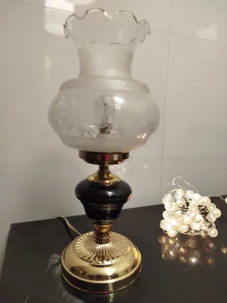 Lámpara de mesa cristal y metal