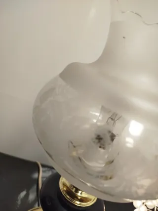 Lámpara de mesa cristal y metal