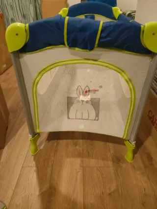 Cuna de viaje plegable