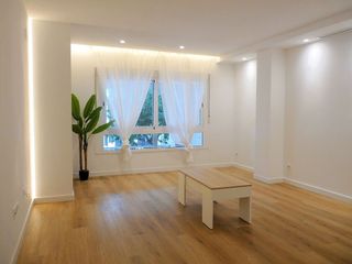 Local comercial en venta en La Creu del Grau en Valencia