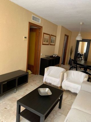 Piso en alquiler en El Porvenir en Sevilla