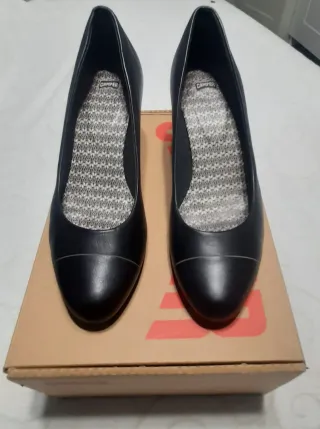Zapatos de salón Camper negros comodisimos