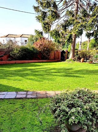 Chalet en venta en La Granja-La Colina-Los Pastores en Algeciras