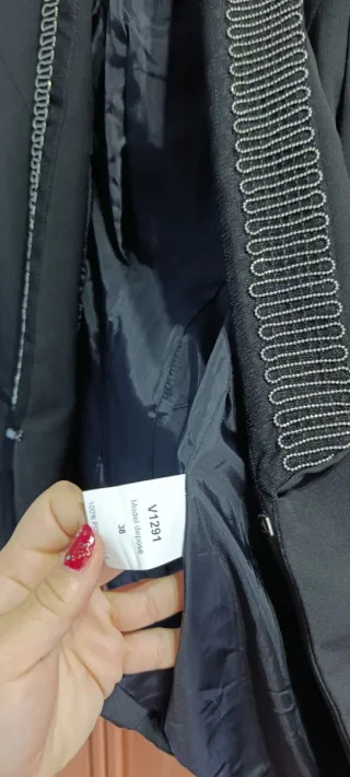 Americana Osley Talla M/38 Negra