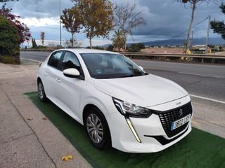 Peugeot 208 2021
