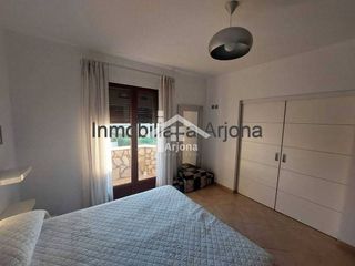 Casa adosada en venta en Lucena