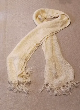 Pañuelo de cuello beige dorado