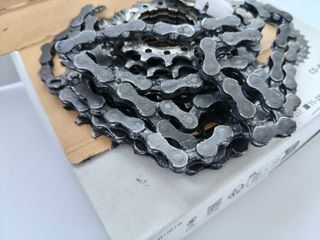 Cassette Shimano CS-HG500-10 11-32T y Cadena