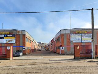 Nave industrial en venta en Arcas Reales - Pinar del Jalón en Valladolid